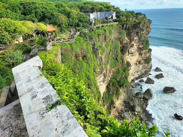 Pura Luhur Uluwatu